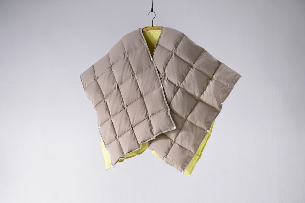 着るダウンケット オマカセアーレ | 株式会社京都金桝